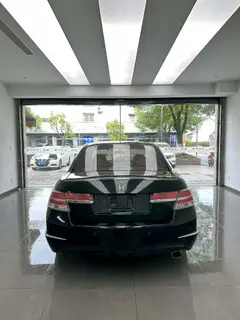Honda Accord 2013 2.0L LX интерьер фото 8