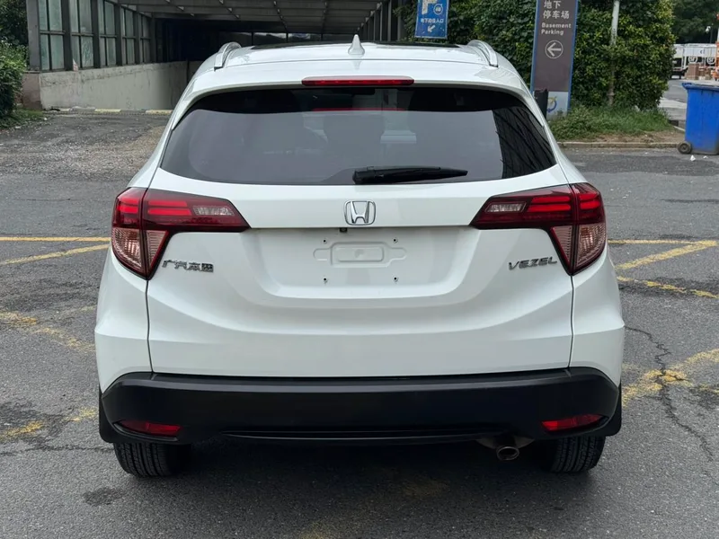 Honda Vezel 2017 1.8L CVT Two-wheel drive elite model exterior photo 5 Honda Vezel 2017 1.8L CVT Two-wheel drive elite model exterior photo 5