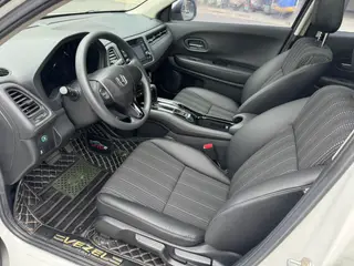 Honda Vezel 2017 1.8L CVT Two-wheel drive elite model interior photo 7 Honda Vezel 2017 1.8L CVT Two-wheel drive elite model interior photo 7