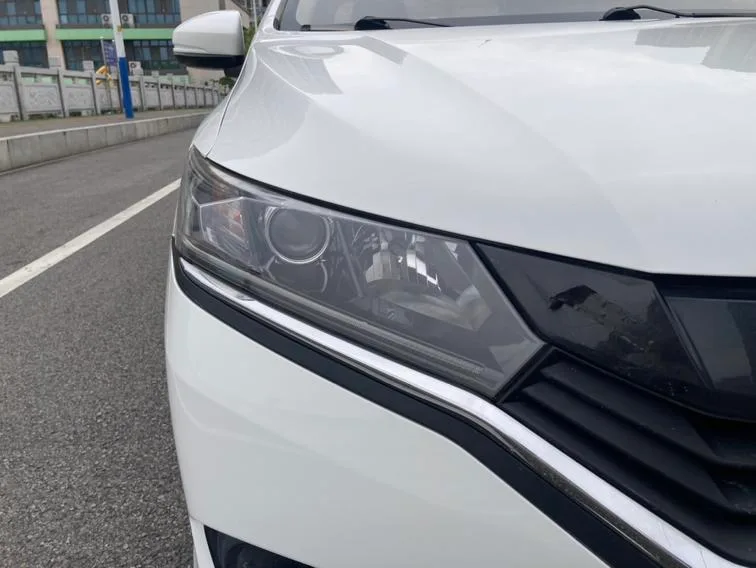 Honda Greiz 2016 1.5L CVT Classic Edition exterior photo 7