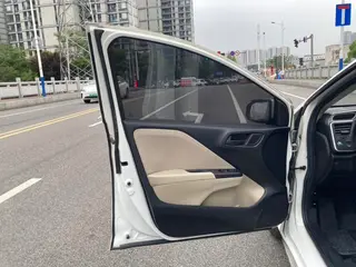 Honda Greiz 2016 1.5L CVT Classic Edition interior photo 12