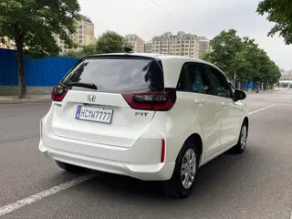 Honda Fit 2021 1.5L CVT Прилив бег Pro Версия интерьер фото 6