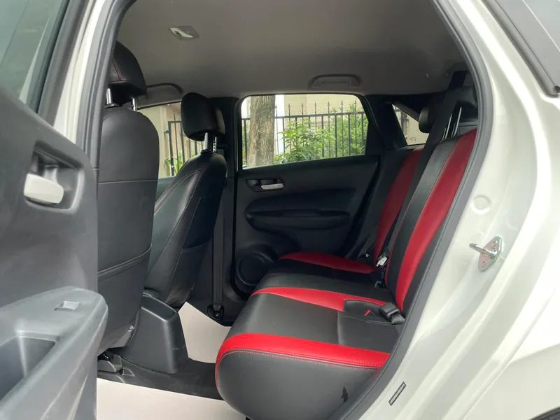 Honda Fit 2021 1.5L CVT Прилив бег Pro Версия интерьер фото 8