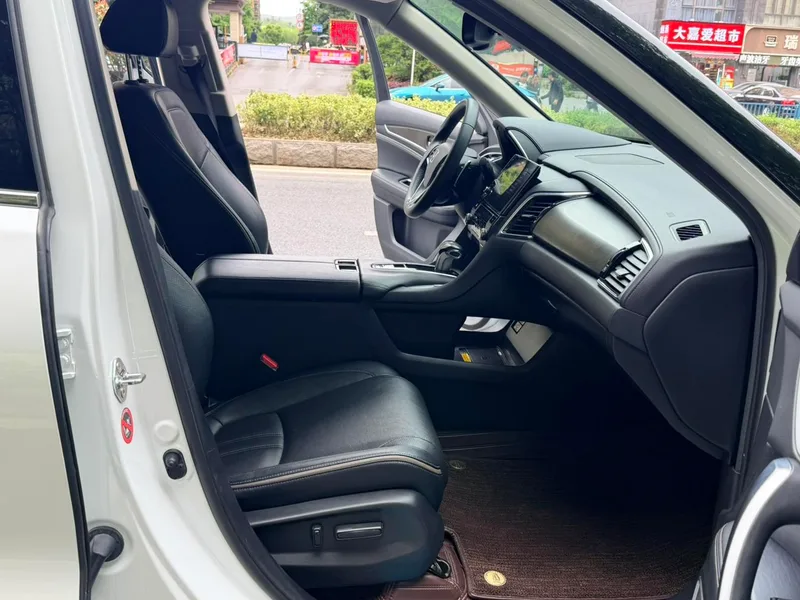 Honda Avancier 2020 240 TURBO CVT Premium Edition interior photo 11