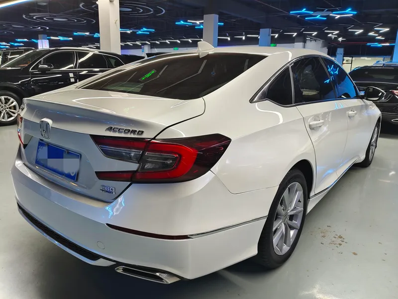 Honda Accord 2022 260TURBO Edición de lujo exterior foto 4 Honda Accord 2022 260TURBO Edición de lujo exterior foto 4