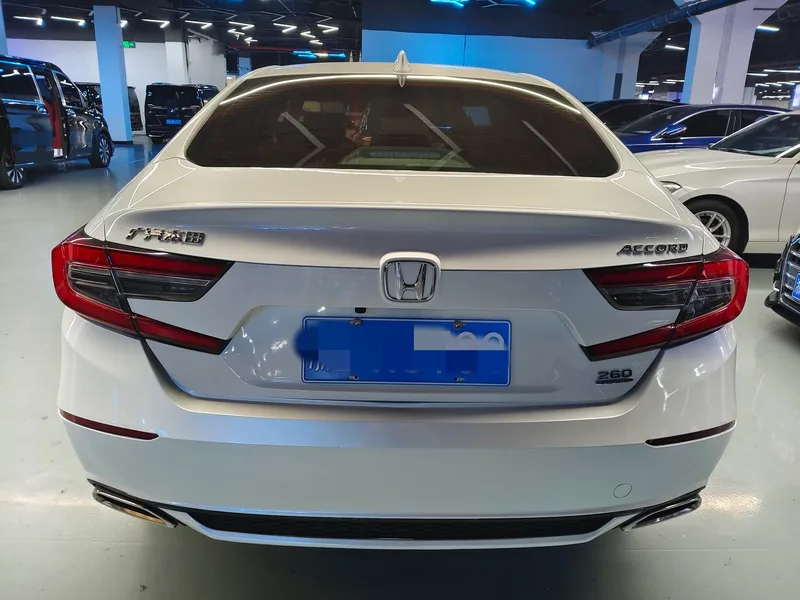 Honda Accord 2022 260TURBO Edición de lujo exterior foto 5 Honda Accord 2022 260TURBO Edición de lujo exterior foto 5