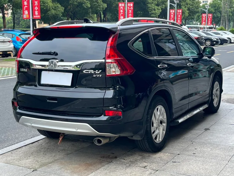 Honda CR-V 2015 2.4L Two-wheel drive luxury edition interior photo 6