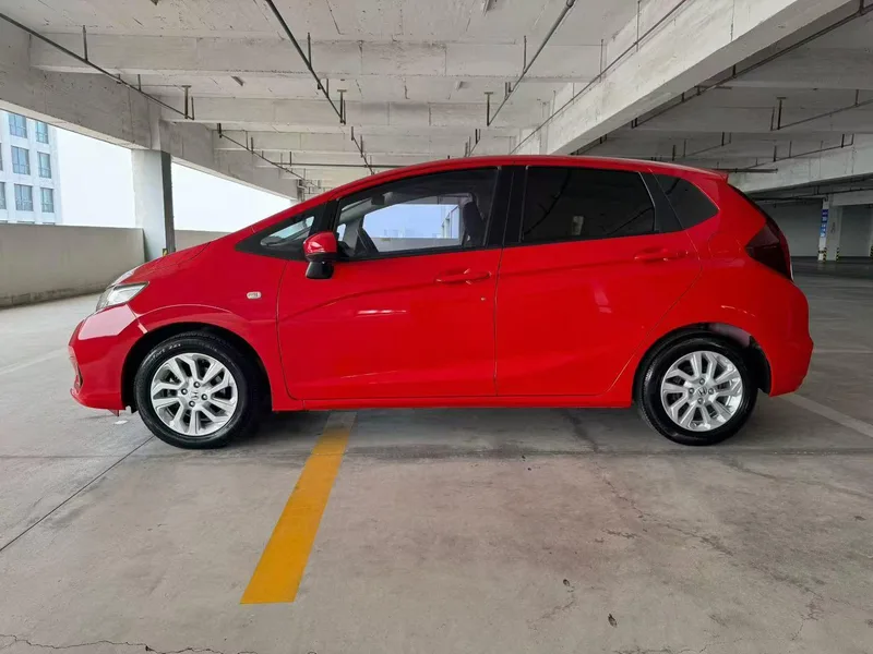 Honda Fit 2018 1.5L CVT Version toit ouvrant confortable extérieur photo 5