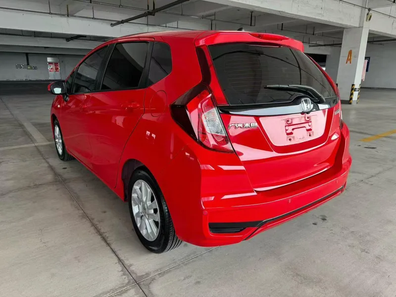 Honda Fit 2018 1.5L CVT Version toit ouvrant confortable extérieur photo 6