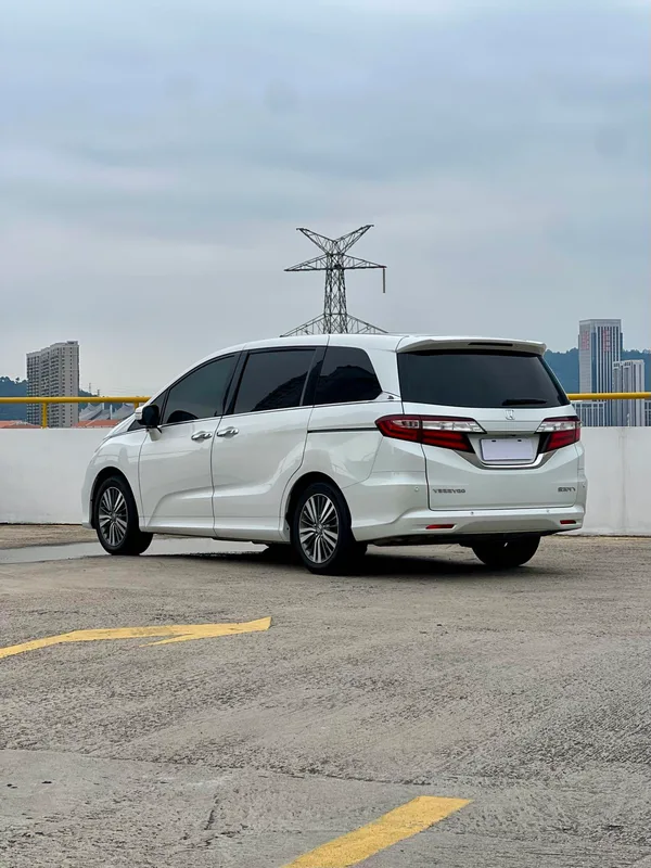 Honda Odyssey 2018 2.4L Smart Edition interior photo 9 Honda Odyssey 2018 2.4L Smart Edition interior photo 9