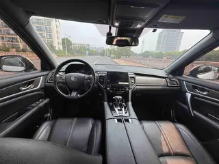 Honda UR-V 2020 240TURBO Version élégante à deux roues motrices intérieur photo 8