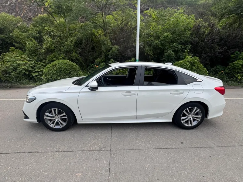 Honda Civic 2022 240TURBO CVT Dynamic Edition exterior photo 4 Honda Civic 2022 240TURBO CVT Dynamic Edition exterior photo 4