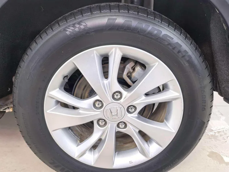 Honda Vezel 2019 1.5L CVT Pionero País V interior foto 18 Honda Vezel 2019 1.5L CVT Pionero País V interior foto 18