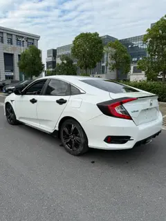 Honda Civic 2019 220TURBO CVT Combustion version Country VI interior photo 7 Honda Civic 2019 220TURBO CVT Combustion version Country VI interior photo 7