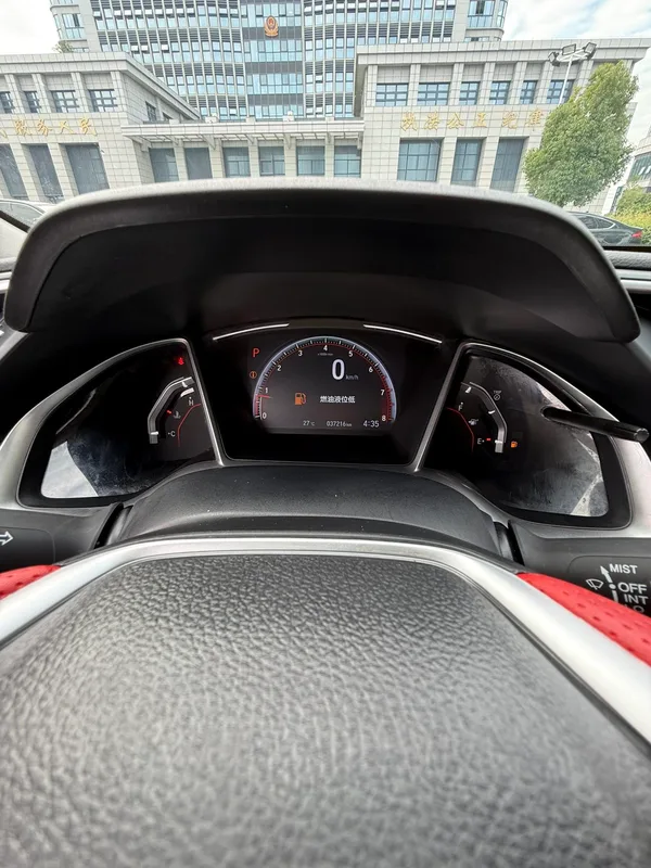 Honda Civic 2019 220TURBO CVT Combustion version Country VI interior photo 11 Honda Civic 2019 220TURBO CVT Combustion version Country VI interior photo 11