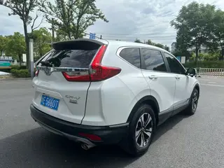 Honda CR-V 2017 240TURBO CVT Two-Drive Fashion Edition interior photo 7 Honda CR-V 2017 240TURBO CVT Two-Drive Fashion Edition interior photo 7
