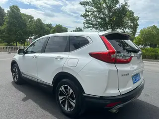 Honda CR-V 2017 240TURBO CVT Two-Drive Fashion Edition interior photo 9 Honda CR-V 2017 240TURBO CVT Two-Drive Fashion Edition interior photo 9
