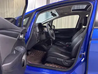 Honda Fit 2016 1.5L LXS CVT Comfortable skylight version interior photo 9 Honda Fit 2016 1.5L LXS CVT Comfortable skylight version interior photo 9