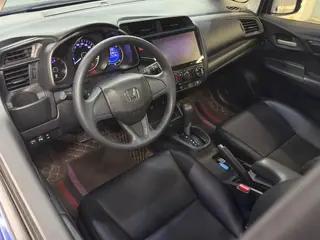 Honda Fit 2016 1.5L LXS CVT Comfortable skylight version interior photo 12 Honda Fit 2016 1.5L LXS CVT Comfortable skylight version interior photo 12