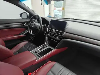 Honda Inspire 2022 260TURBO Edición Jingyue interior foto 9