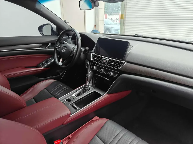 Honda Inspire 2022 260TURBO Edición Jingyue interior foto 9
