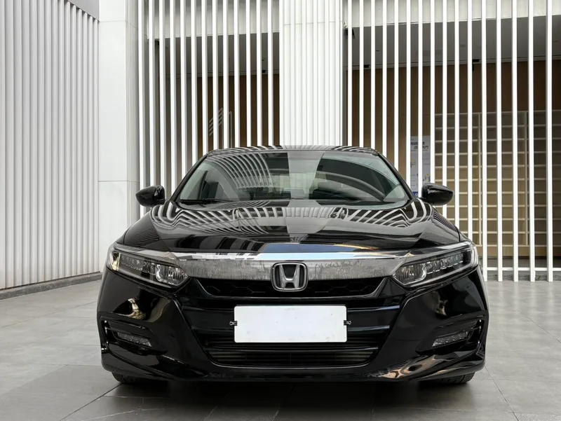 Honda Accord 2018 230TURBO Version confortable État VI extérieur photo 2