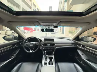 Honda Accord 2018 230TURBO Version confortable État VI extérieur photo 5