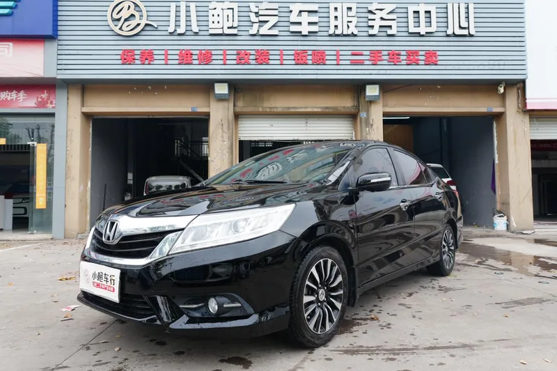 Honda Crider 2013 1.8L Automatic Comfort Version exterior photo 1 Honda Crider 2013 1.8L Automatic Comfort Version exterior photo 1