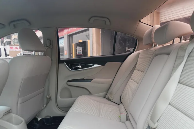 Honda Crider 2013 1.8L Automatic Comfort Version interior photo 8 Honda Crider 2013 1.8L Automatic Comfort Version interior photo 8