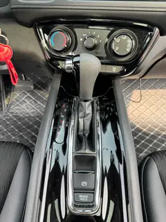 Honda Vezel 2019 1.5L CVT pioneer type Country VI interior photo 13