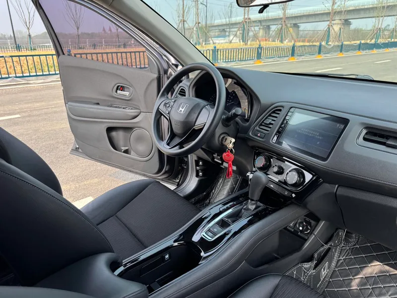 Honda Vezel 2019 1.5L CVT pioneer type Country VI interior photo 17