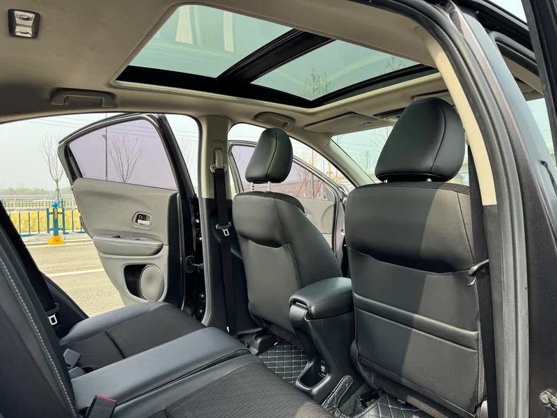 Honda Vezel 2019 1.5L CVT pioneer type Country VI interior photo 20