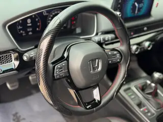 Honda Civic 2023 HATCHBACK 240TURBO Ручная экстремальная версия интерьер фото 9