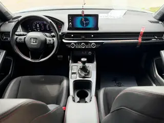 Honda Civic 2023 HATCHBACK 240TURBO Ручная экстремальная версия интерьер фото 11