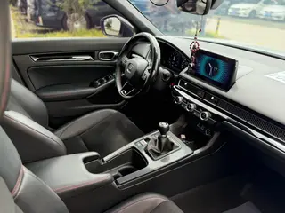 Honda Civic 2023 HATCHBACK 240TURBO Ручная экстремальная версия интерьер фото 12