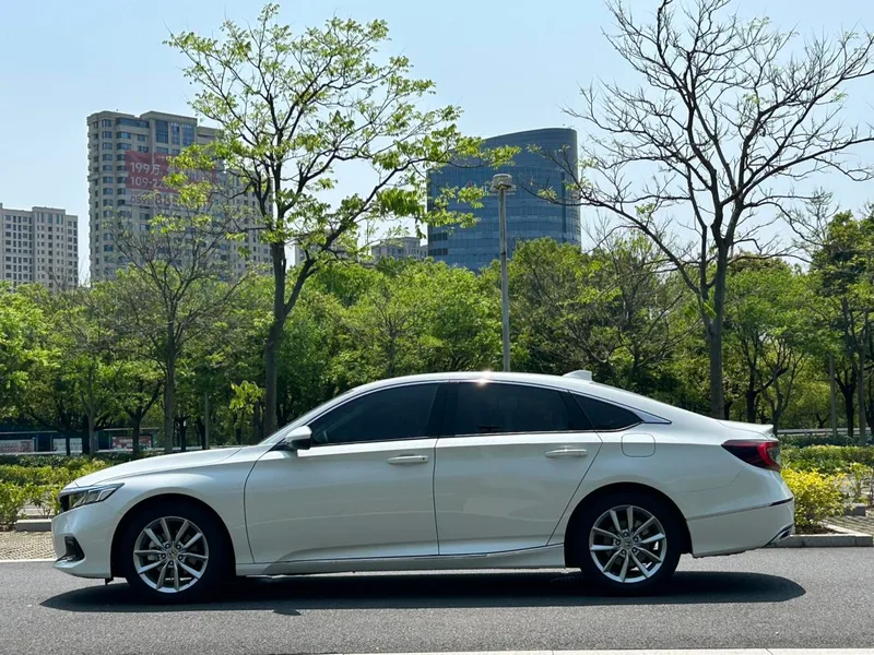 Honda Accord 2022 260TURBO Luxury Edition interior photo 7 Honda Accord 2022 260TURBO Luxury Edition interior photo 7