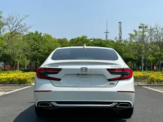 Honda Accord 2022 260TURBO Luxury Edition interior photo 8 Honda Accord 2022 260TURBO Luxury Edition interior photo 8