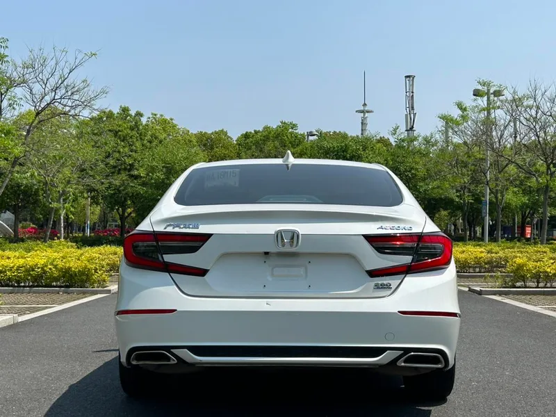 Honda Accord 2022 260TURBO Luxury Edition interior photo 8 Honda Accord 2022 260TURBO Luxury Edition interior photo 8