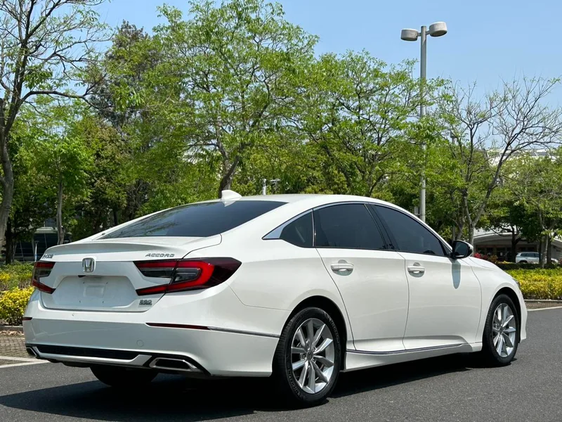 Honda Accord 2022 260TURBO Luxury Edition interior photo 9 Honda Accord 2022 260TURBO Luxury Edition interior photo 9