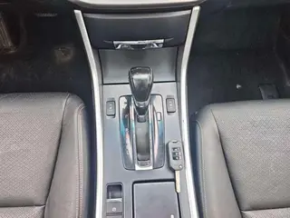 Honda Accord 2015 2.0L LX Comfort Edition interior photo 8 Honda Accord 2015 2.0L LX Comfort Edition interior photo 8