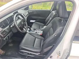 Honda Accord 2015 2.0L LX Comfort Edition interior photo 9 Honda Accord 2015 2.0L LX Comfort Edition interior photo 9