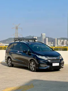 Honda Odyssey 2018 2.4L Smart Edition exterior photo 3 Honda Odyssey 2018 2.4L Smart Edition exterior photo 3