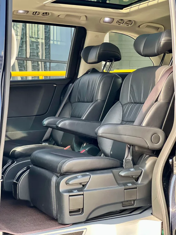Honda Odyssey 2018 2.4L Smart Edition exterior photo 7 Honda Odyssey 2018 2.4L Smart Edition exterior photo 7