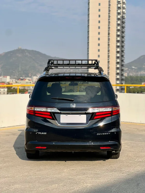 Honda Odyssey 2018 2.4L Smart Edition interior photo 9 Honda Odyssey 2018 2.4L Smart Edition interior photo 9