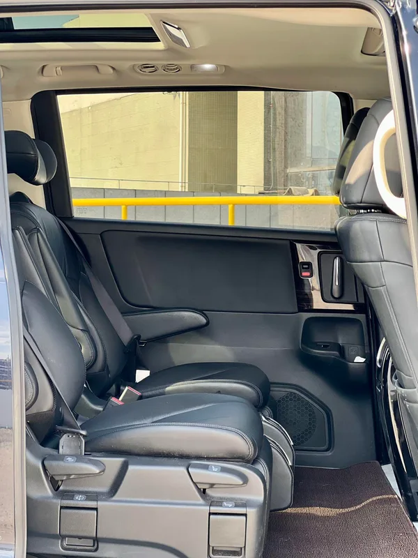 Honda Odyssey 2018 2.4L Smart Edition interior photo 13 Honda Odyssey 2018 2.4L Smart Edition interior photo 13