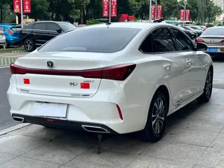 Changan Eado 2024 PLUS 1.4T DCT High-energy version exterior photo 6
