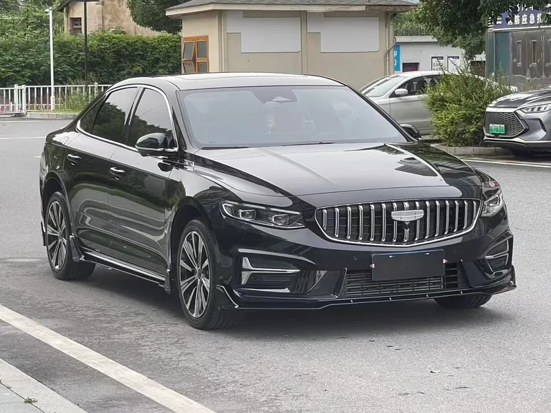 Geely Preface 2026 1.5T Oriente Yao Edición Kunlun exterior foto 3 Geely Preface 2026 1.5T Oriente Yao Edición Kunlun exterior foto 3