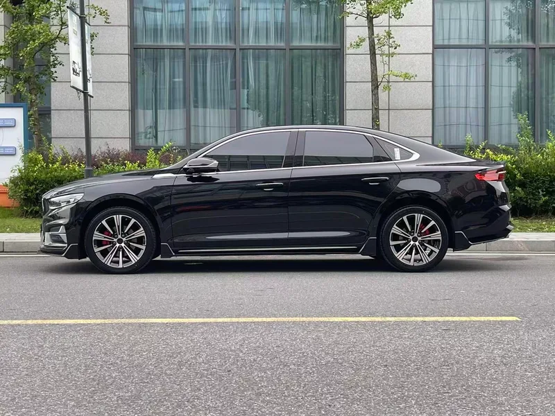 Geely Preface 2026 1.5T Oriente Yao Edición Kunlun exterior foto 4 Geely Preface 2026 1.5T Oriente Yao Edición Kunlun exterior foto 4