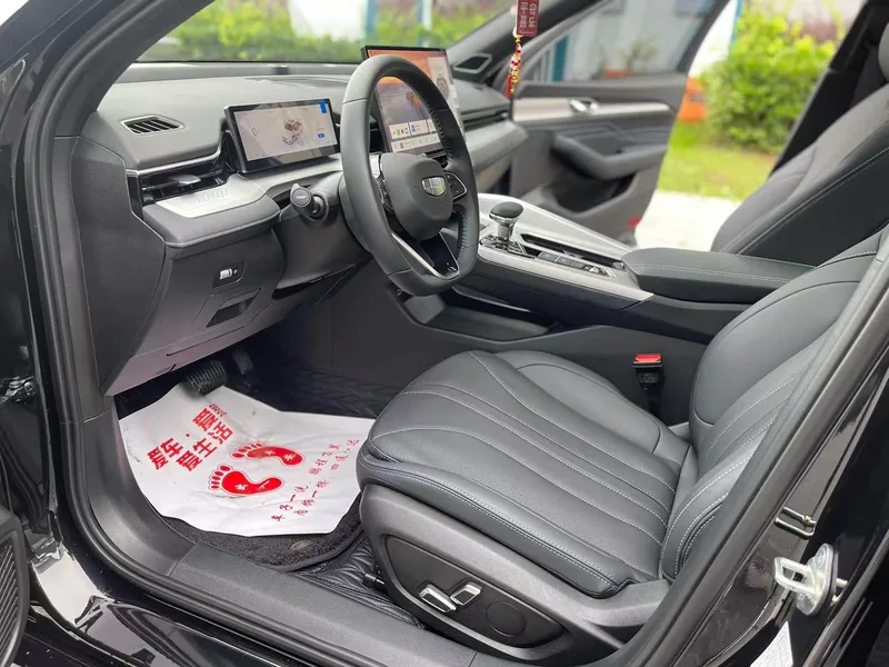 Geely Preface 2026 1.5T Oriente Yao Edición Kunlun exterior foto 8 Geely Preface 2026 1.5T Oriente Yao Edición Kunlun exterior foto 8