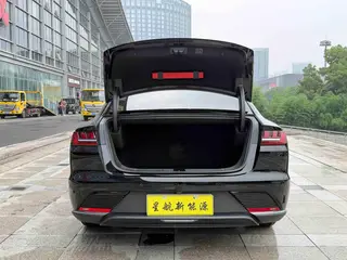 BYD han 2020 Versión de batería de larga duración tipo premium exterior foto 9 BYD han 2020 Versión de batería de larga duración tipo premium exterior foto 9
